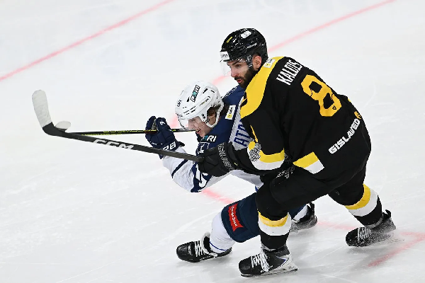 "Торпедо" обыграло "Северсталь" и вышло вперед в серии плей-офф Кубка Гагарина