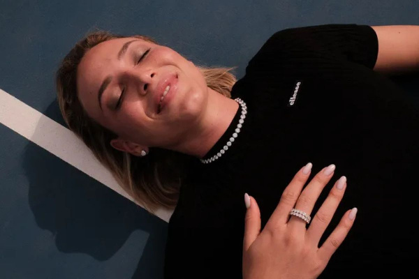 Может заинтересовать Соболенко: Векич запустила бренд ювелирных украшений — ВИДЕО