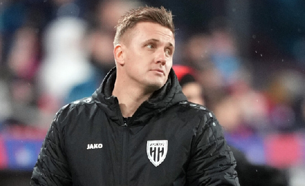 "Спасибо сотрудникам": Шпилевский оценил качество газона после победы над "Сочи" в РПЛ