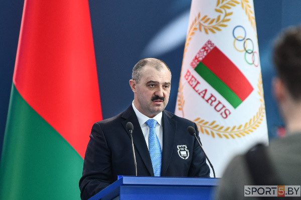 Виктор Лукашенко поздравил Василину Хондошко с завоеванием серебряной медали на чемпионате Европы 