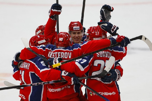 ЦСКА выиграл второй матч у СКА в плей-офф Кубка Гагарина