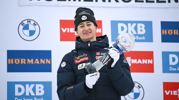 "Живу биатлоном с утра до вечера": новый обладатель "Большого хрустального глобуса" рассказал о "монашеском" образе жизни