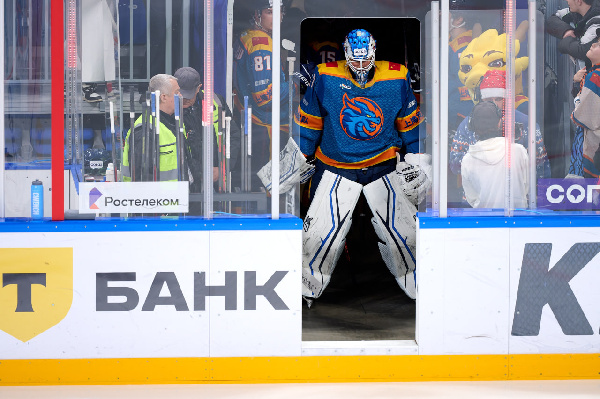 Экс-голкипер минского "Динамо" дисквалифицирован за удар белоруса