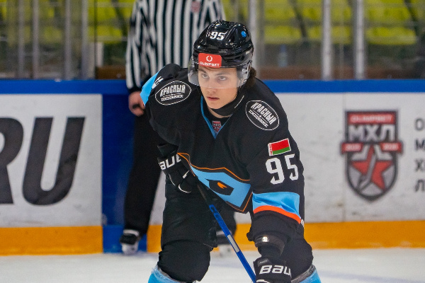 "Динамо-Шинник" переиграл действующего обладателя Кубка Харламова