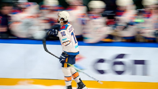 "Шанхайские Драконы" обыграли "Салават Юлаев" в матче КХЛ