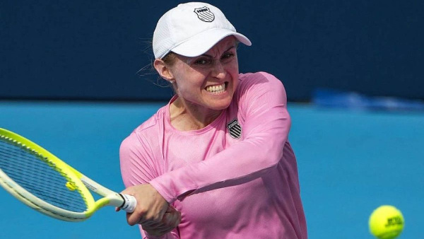 "Лакилузер" Саснович обыграла подругу Соболенко на старте WTA-500