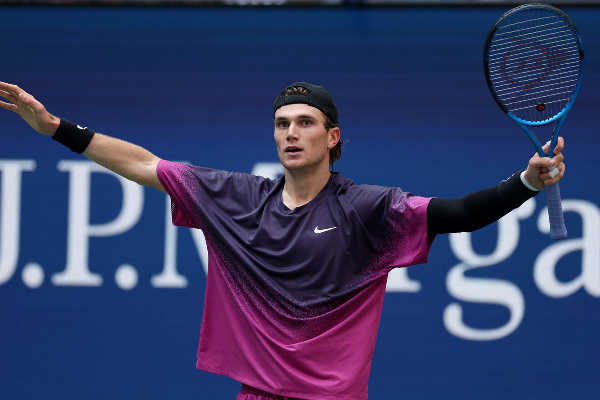 10-я ракетка мира сообщил, что пропустит Australian Open-2026