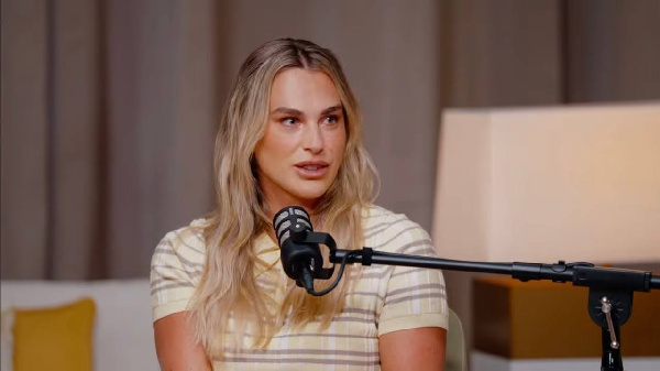 Линдси Вонн, Алькарас, Джокович, Лили Коллинз: кто поздравил Соболенко с новым статусом?