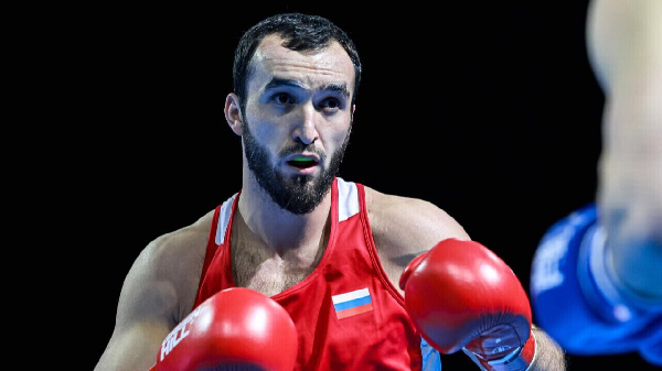 Трое чемпионов мира по боксу из России не поедут на ЧЕ в Болгарии: причина