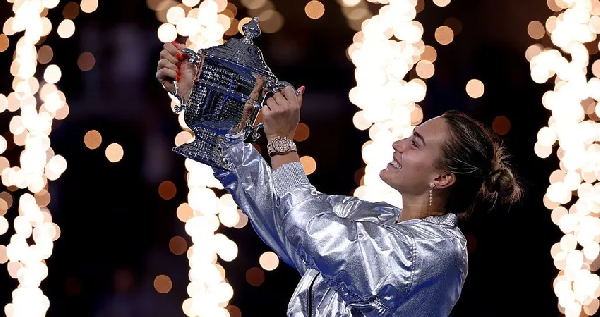 Соболенко лидирует по призовым и в чемпионской гонке WTA: Швёнтек  серьезно отстала