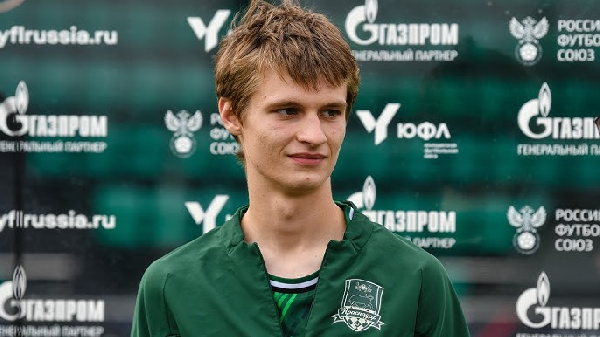 "Пари НН" Шпилевского объявил о подписании контракта с Гуренко