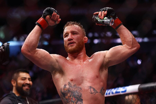 Инсайдер сообщил, какой бой станет главным на турнире UFC в Белом доме