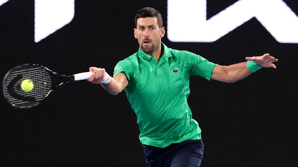 Новак Джокович уверенно стартовал на Australian Open-2026, одержав 100-ю победу