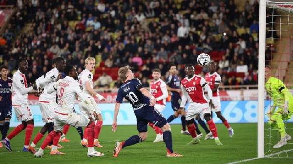 "Лион" одолел "Монако" в большинстве: итоги матчей в Лиге 1