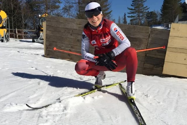 Польская лыжница потеряла сознание во время скиатлона на Кубке мира