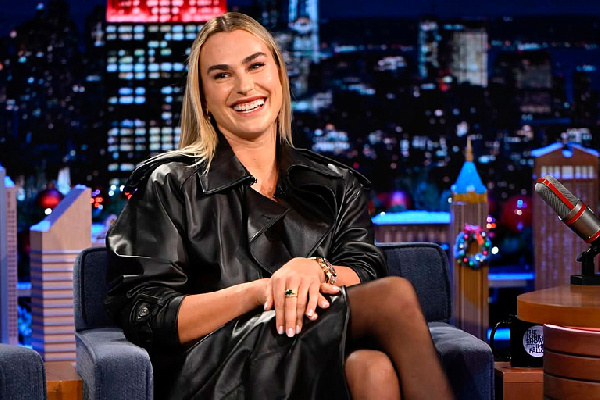 Кукла-Барби: Арина Соболенко поделилась фотосессией в розовом