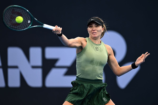 Снова травма: Подруга Соболенко снялась с турнира WTA-500 в Мериде