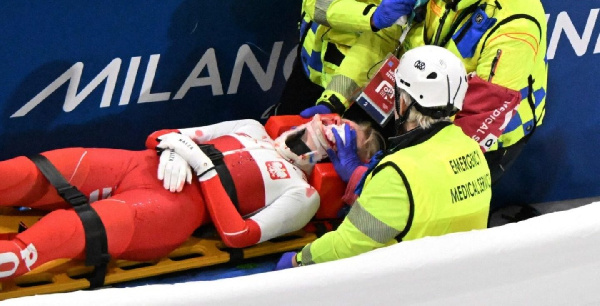 Шорт-трекистке из Польши рассекли лицо коньком на ОИ-2026 — ФОТО