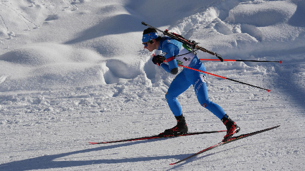 Лучший биатлонист Италии заявил о досрочном завершении сезона после операции на сердце