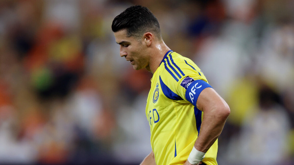 Травма Криштиану Роналду оказалось серьезнее, чем ожидалось, он уедет в Испанию для лечения