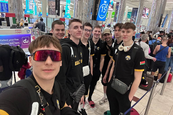 Волейбольный "Шахтер" отправился на международный турнир в Дубай