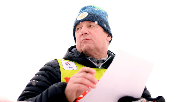 Российский тренер рассказал, с кем должен делиться призовыми биатлонист