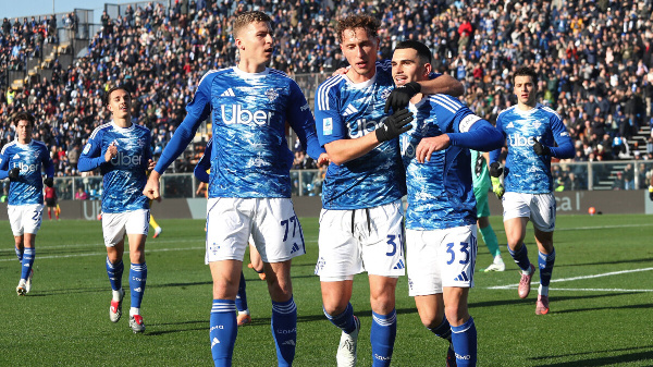 "Ювентус" не обыграл "Лечче", ничейный день в Серии А