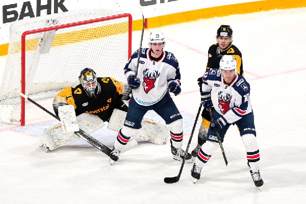 "Северсталь" Скоренова уступила "Торпедо" без Белевича с разницей в один гол