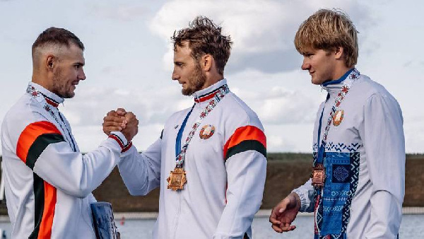 Финалист Олимпиады-2024 на чемпионате Беларуси по гребле на байдарках и каноэ разделил пьедестал с прямым конкурентом