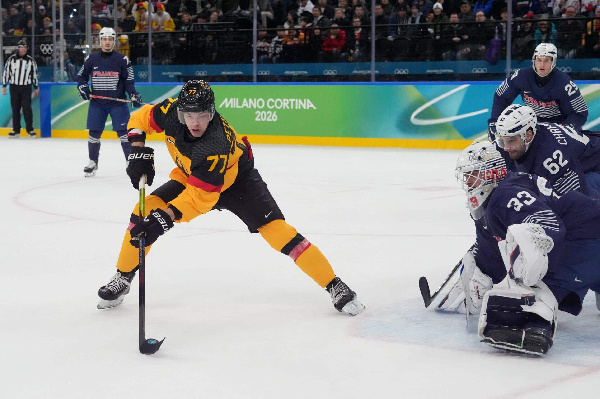 Сборная Германии одолела Францию и вышла в четвертьфинал ОИ-2026