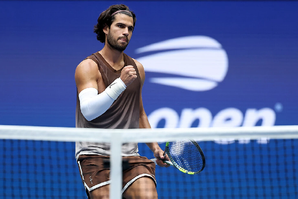 Алькарас впервые с 2021 года не вышел в полуфинал US Open