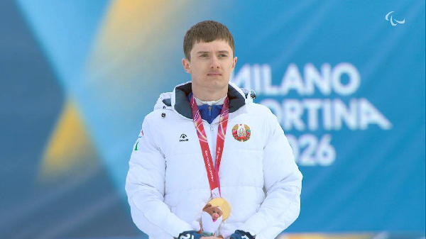 Александр Лукашенко поздравил Романа Свириденко с золотом Паралимпиады-2026