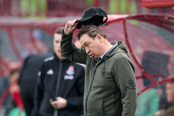 Известный российский тренер раскрыл, сколько у него денег