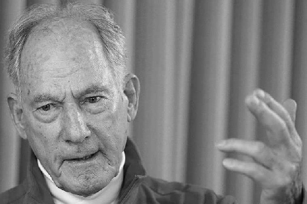 Легендарный американский альпинист скончался в возрасте 97 лет