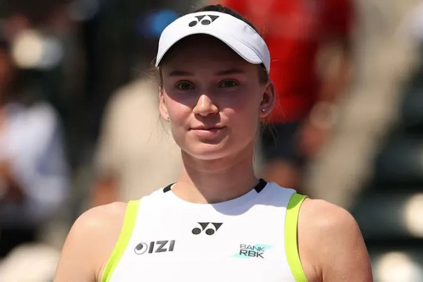 Елена Рыбакина высказалась о тяжелейшей победе в четвертьфинале Штутгарта