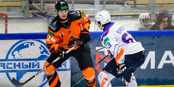 "Шахтер" упустил преимущество в три шайбы, но все же дожал "Локомотив" в матче экстралиги
