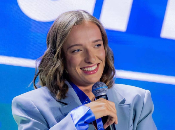 Ига Швёнтек стала новым амбассадором идеальной улыбки 