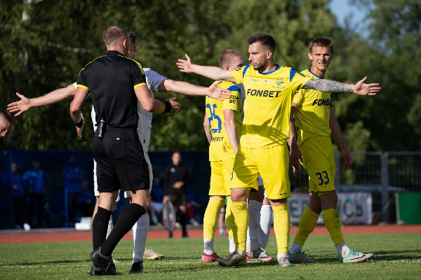 "Борисов-Арена" встречает: составы на матч БАТЭ — "Минск"