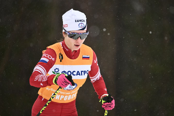 Непряева не отобралась в четвертьфинал спринта на Кубке мира, но подтвердила олимпийскую квоту