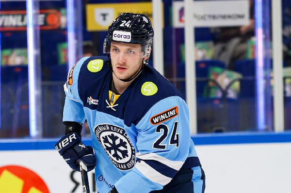 "Сибирь" Сушко одолела хабаровский "Амур" Андриевского в матче КХЛ