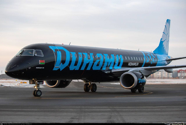 Хоккеисты минского "Динамо" вылетели позже запланированного на матч против "Северстали"