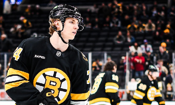 "Бостон" и "Колорадо" с уверенными победами: Соловьев и Колячонок остались вне заявки на матчи