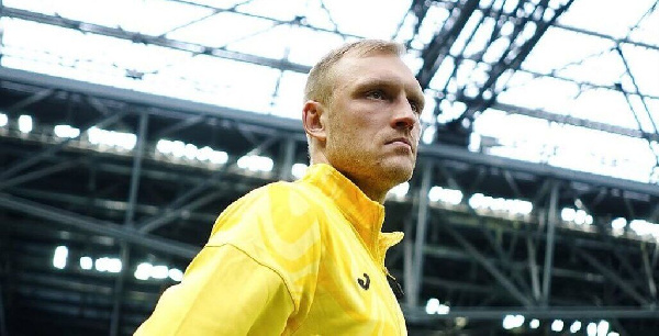 Голкипер сборной Беларуси рассказал о подписании контракта с клубом высшей лиги