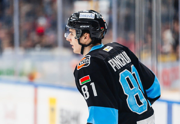 Американские СМИ сватают Виталия Пинчука в "Торонто Мэйпл Лифс"