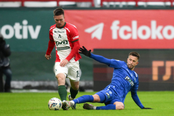 "Локомотив" в меньшинстве переиграл "Пари НН" Шпилевского в матче РПЛ