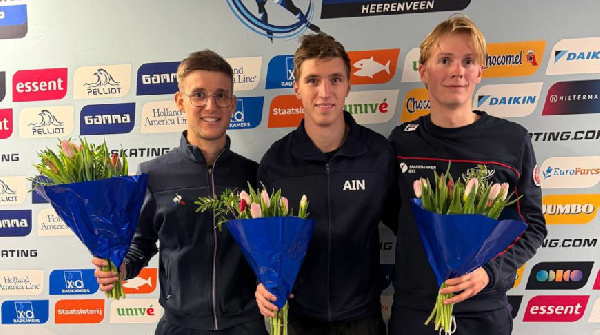 Егор Доморацкий выиграл масс-старт на третьем этапе Кубка мира по конькобежному спорту