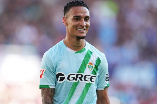 "Брага" и "Бетис" сыграли вничью в первом матче 1/4 финала Лиги Европы