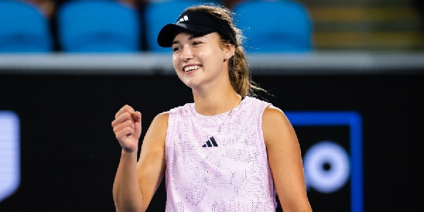 Россиянка Анна Калинская вышла в четвертьфинал Australian Open, обыграв Паолини