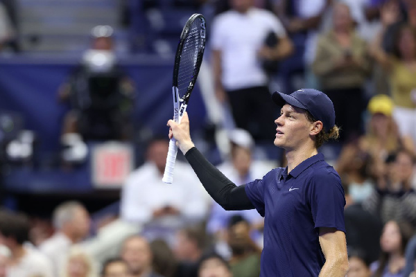 В окружении первой ракетки мира заговорили о повреждении перед финалом US Open