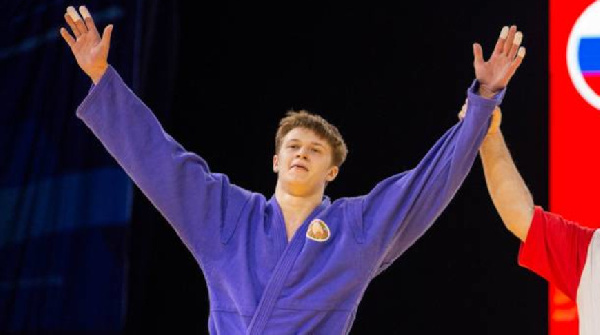 Белорусские самбисты завоевали пять медалей на чемпионате Европы